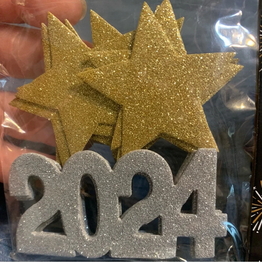 2024 Gold/Silver Table Scatter For Party’s, Reunions, Graduation PhotoBooks